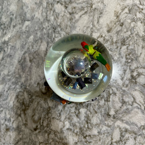 Disney Hallmark Peter Pan Music & Motion Water Globe 50 Years of Adventure - Picture 5 of 8